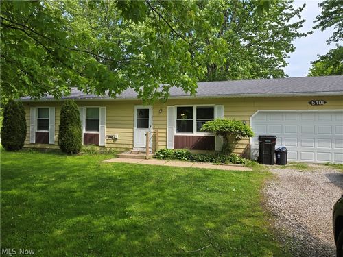 5401 W Maple Rd, Geneva, OH, 44041-8127 | Card Image