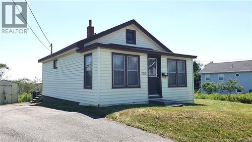 280 Mount Pleasant Ave E, Saint John, NB, E2J1T4 | Card Image