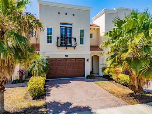 3224 W Empedrado St, Tampa, FL, 33629-7108 | Card Image