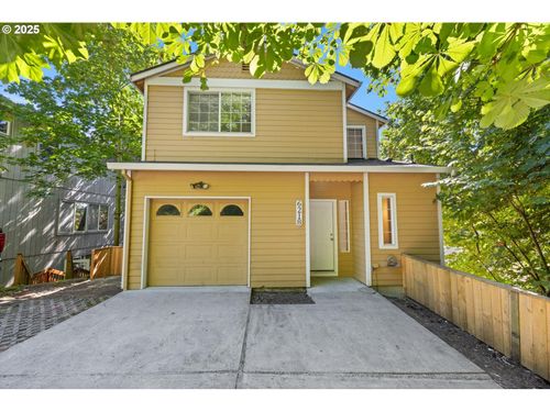 6218 Sw View Point Ter, Portland, OR, 97239-3500 | Card Image
