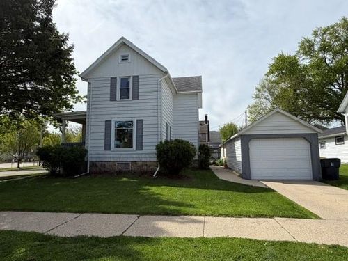 1766 15th St, Monroe, WI, 53566-2153 | Card Image