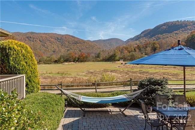 28 Sovereign Ln, House other with 4 bedrooms, 4 bathrooms and null parking in Fairview NC | Image 43