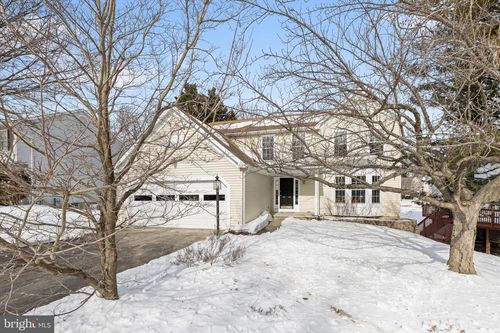 3 Thistel Dell Ct, OWINGS MILLS, MD, 21117-4526 | Card Image