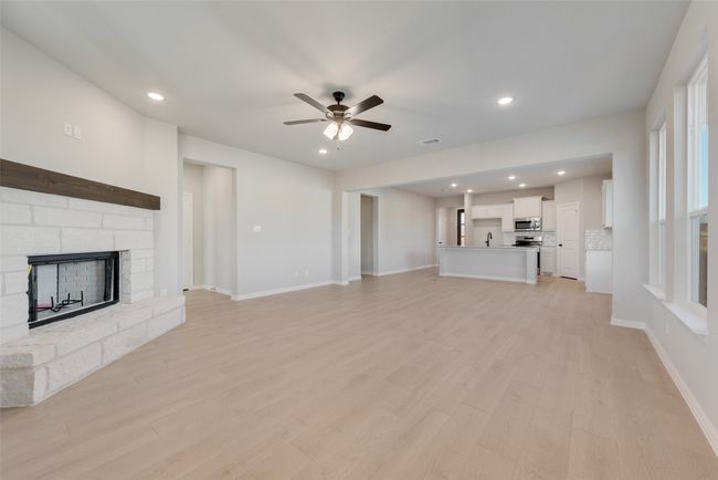 1248 Colca Dr, House other with 4 bedrooms, 2 bathrooms and null parking in Springtown TX | Image 11