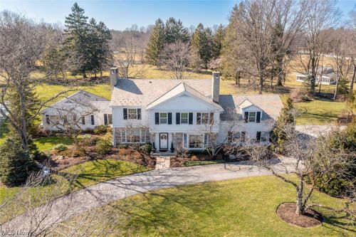 3030 Roundwood Road, Hunting Valley, OH, 44022 | Card Image