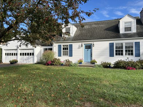 22 Fairview Ave, Madison, CT, 06443-3266 | Card Image
