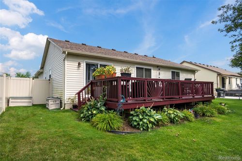 48441 Shady Glen Ct, Chesterfield, MI, 48051-2563 | Card Image