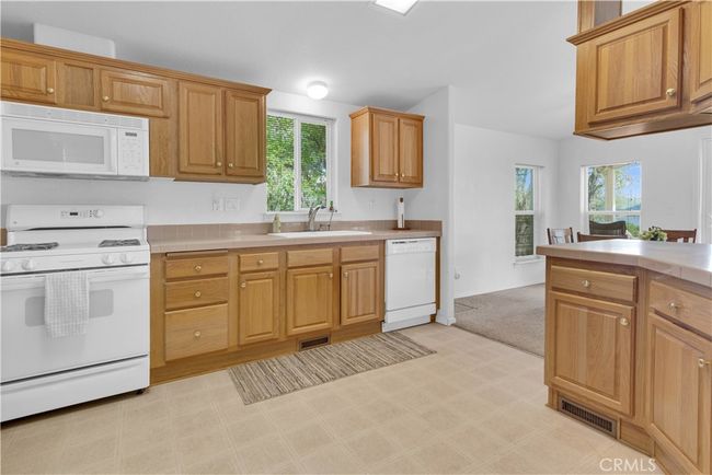 6319 Nacimiento Shores Rd, House other with 3 bedrooms, 2 bathrooms and 2 parking in Bradley CA | Image 24