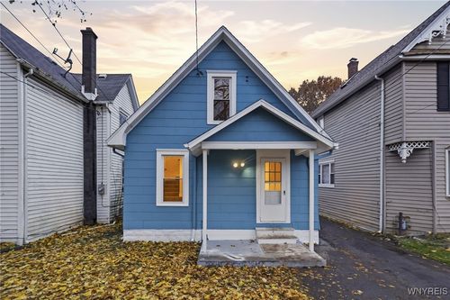 34 2nd Ave, North Tonawanda, NY, 14120-6626 | Card Image