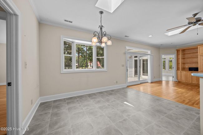 425 Cypress Landing Trl, House other with 4 bedrooms, 4 bathrooms and 2 parking in Chocowinity NC | Image 18