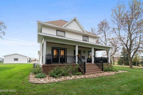 16766 456th Ave, Watertown, SD, 57201-7364 | Card Image