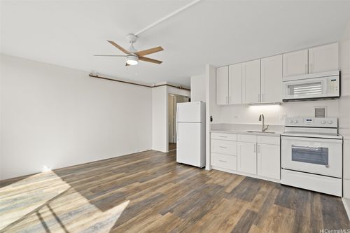 apt-1213-1650 Kanunu St, Honolulu, HI, 96814-2761 | Card Image