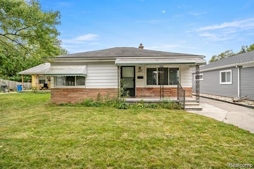 5614 Katherine St, Dearborn Heights, MI, 48125-2650 | Card Image