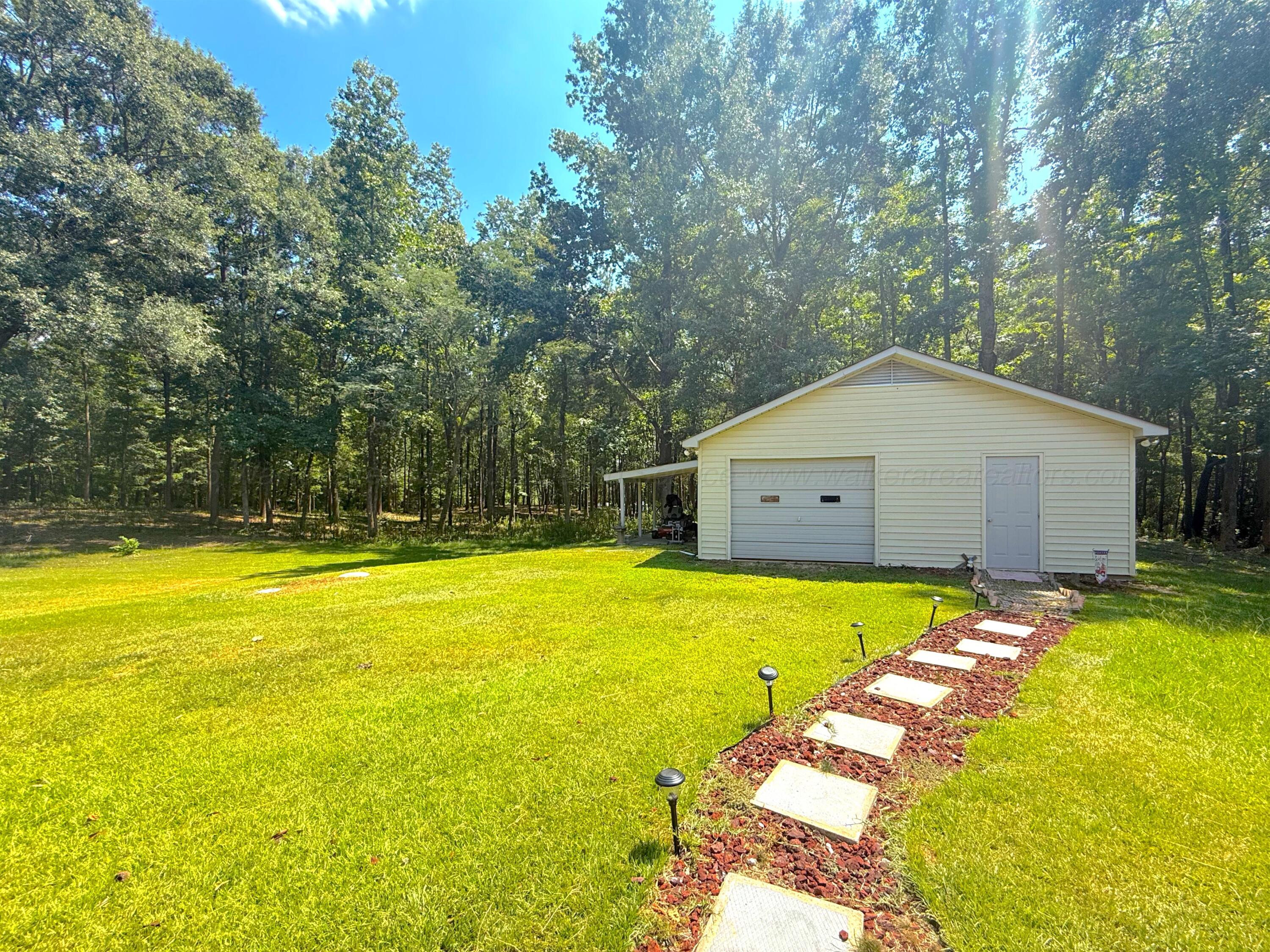 Residential in Guin 3