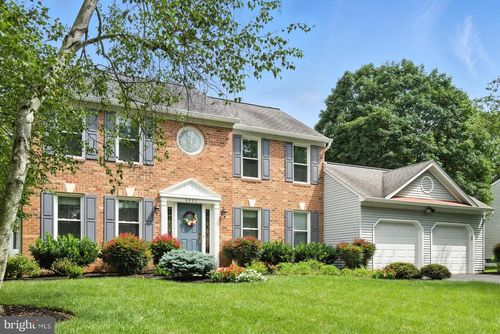 4982 Threshfield Ct, ELLICOTT CITY, MD, 21043-7415 | Card Image