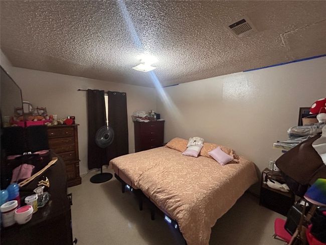 Side A - Bedroom 1 | Image 12