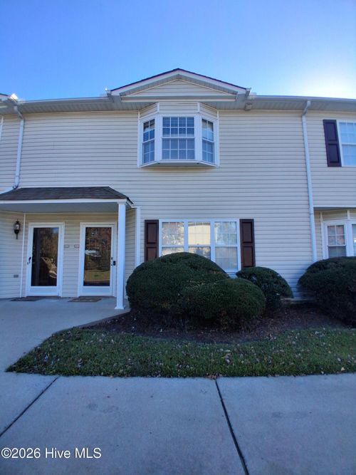 2-4001 Cobblestone Drive, Greenville, NC, 27834 | Card Image