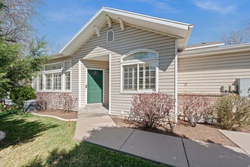 132 W 200 N, Centerville, UT, 84014-3508 | Card Image