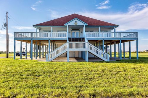 808 Camino Dr, Crystal Beach, TX, 77650 | Card Image