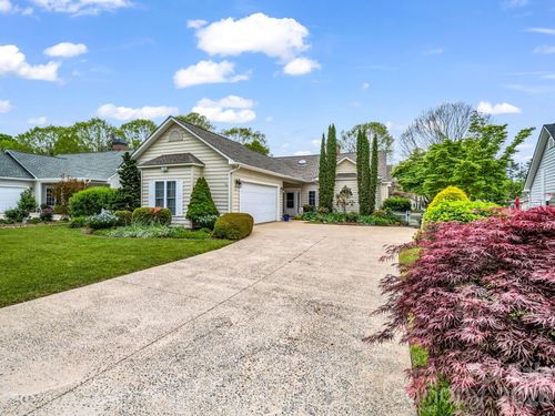 276 Cambridge Dr, Brevard, NC, 28712-9140 | Card Image