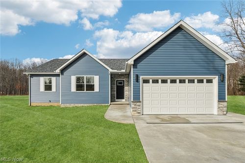 6535 N Ridge Rd W, Geneva, OH, 44041-6806 | Card Image