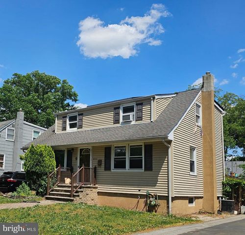 895 Madison Ave, Rahway, NJ, 07065-1701 | Card Image
