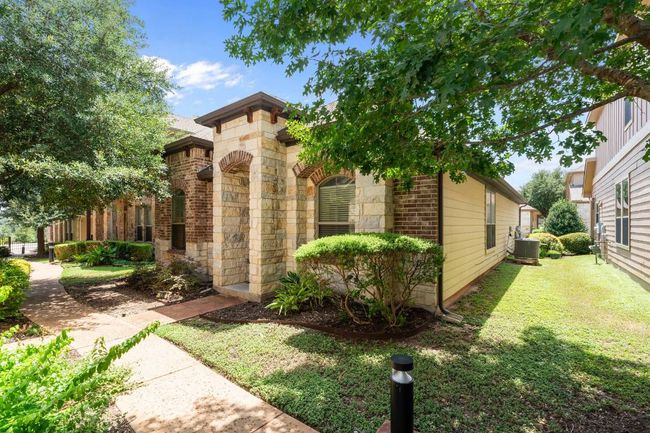 You can benefit from convenient access to Highway 183, 45 Toll, and Mopac, with the Apple Campus just about 10 minutes away and The Domain approximately 15 minutes away. Nearby conveniences include H-E-B, Target, Costco, and a variety of dining, shopping, and entertainment options. | Image 36