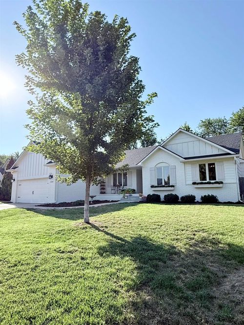 10509 W Westport, Wichita, KS, 67212 | Card Image