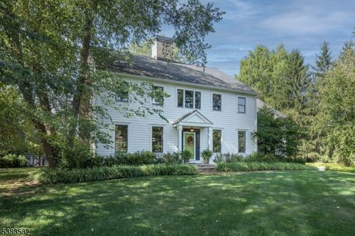 4 Sugar Maple Row, Chester, NJ, 07930-3008 | Card Image