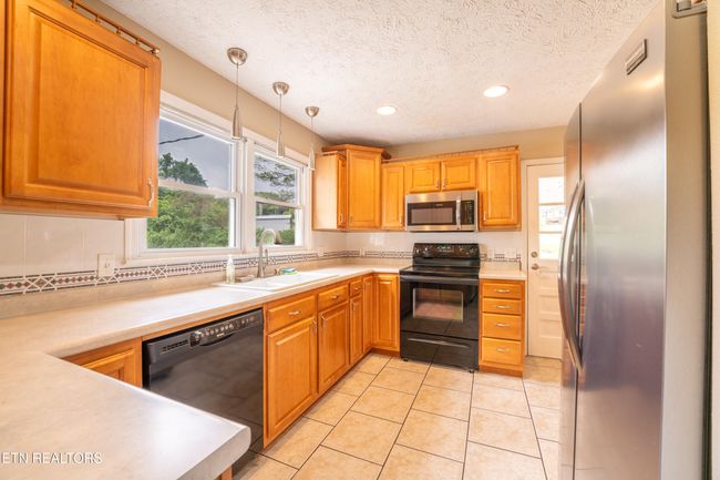 815 Julianne Dr, House other with 3 bedrooms, 2 bathrooms and null parking in Jefferson City TN | Image 12