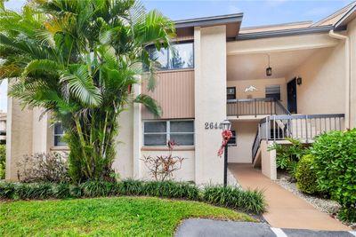 101 - 2644 Clubhouse Drive, Condo with 2 bedrooms, 2 bathrooms and null parking in Sarasota FL | Image 1