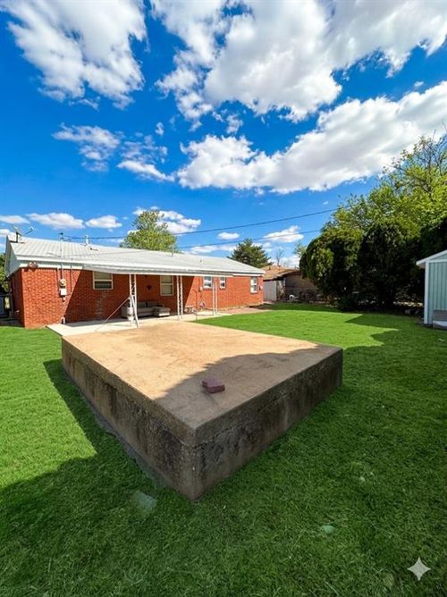 1017 Coe Street, Altus, OK, 73521 | Card Image