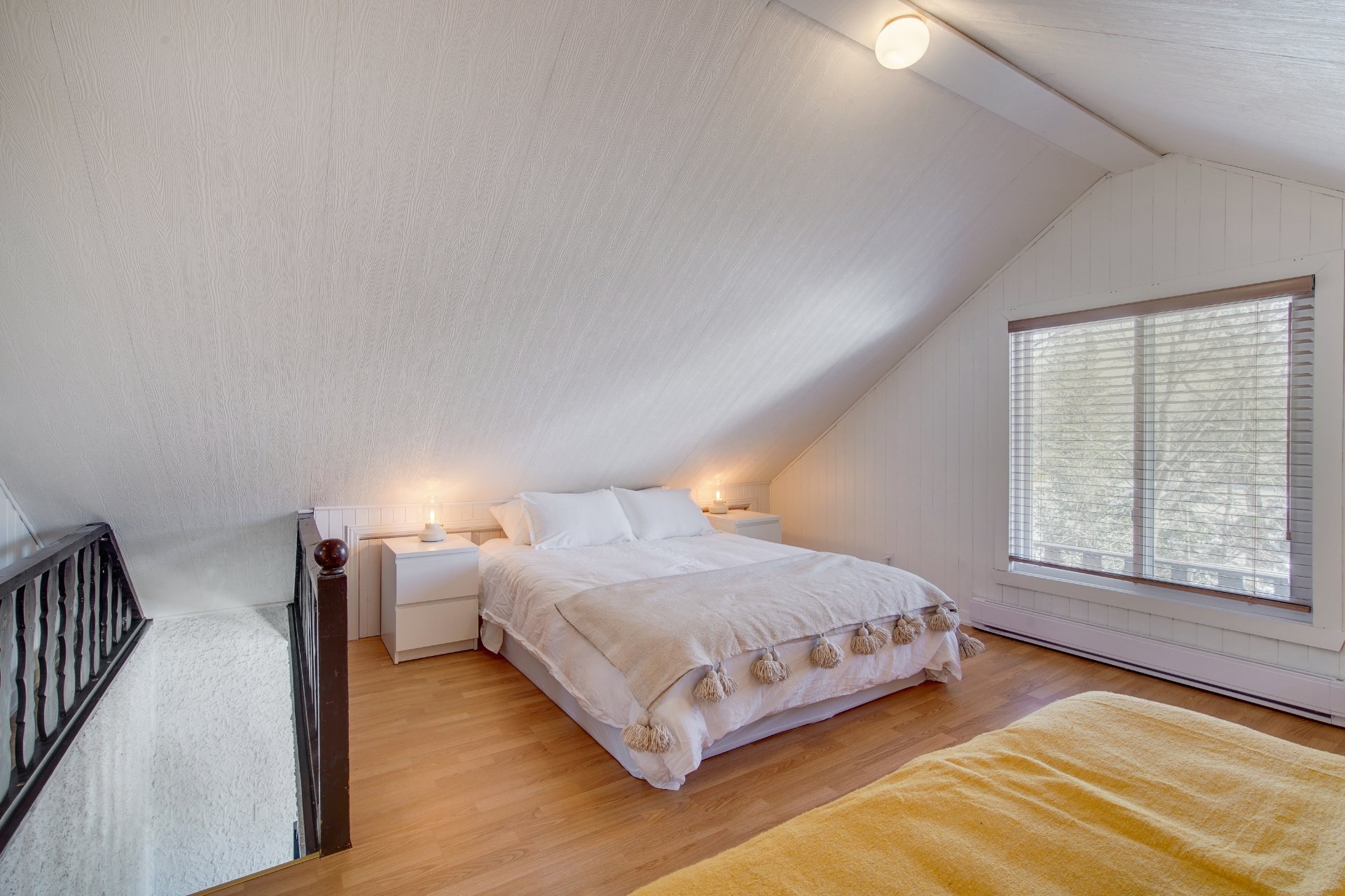 Residential Lease in Saint-Adolphe-d'Howard 2