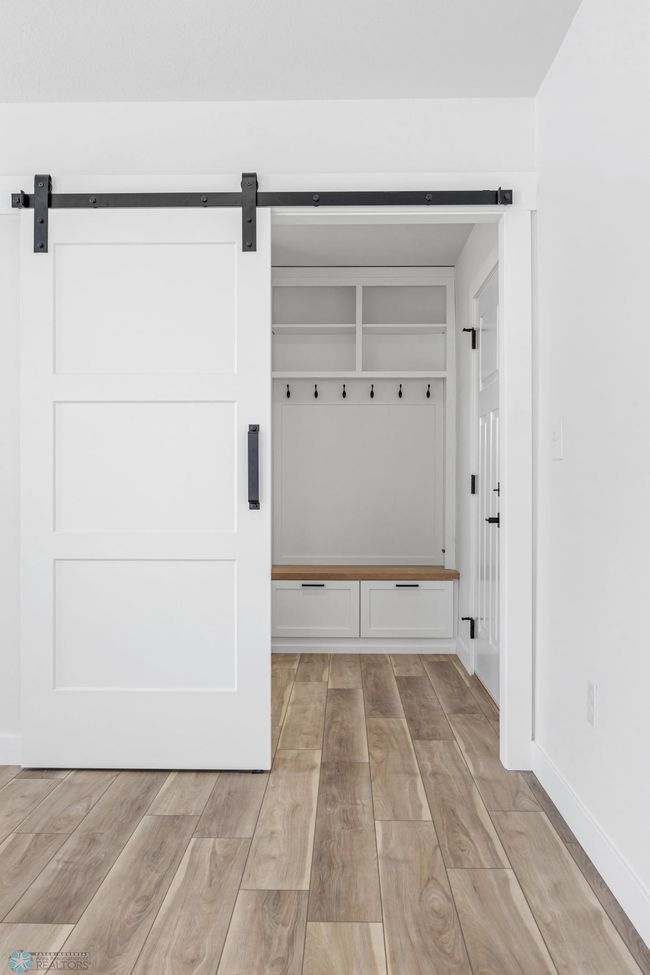 Barndoor to Mudroom - Photos of a previous build | Image 14