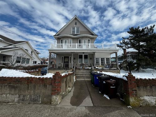 146 Beach 130th St, Rockaway Park, NY, 11694-1623 | Card Image