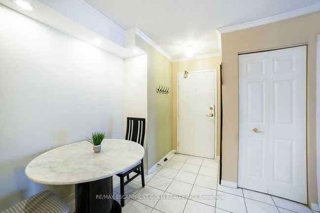 501 - 30 Summit Ave, Condo with 1 bedrooms, 1 bathrooms and null parking in Hamilton ON | Image 7