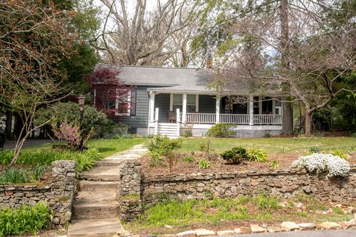 302 Laurel Ln, Lookout Mountain, TN, 37350-1148 | Card Image