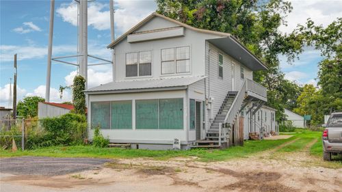 208 W 2nd St, Sweeny, TX, 77480-3024 | Card Image