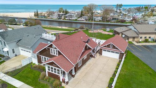 113 Michigan Ave, South Haven, MI, 49090-1220 | Card Image