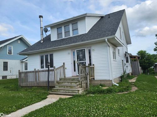 1208 W State St, Marshalltown, IA, 50158-5449 | Card Image