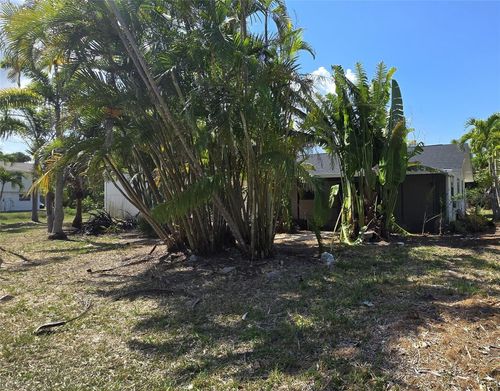 7211 Orange Ave, BOKEELIA, FL, 33922-2221 | Card Image