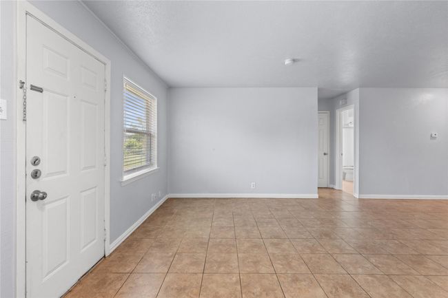 322 Cliff Dr, House other with 2 bedrooms, 2 bathrooms and null parking in Garland TX | Image 6