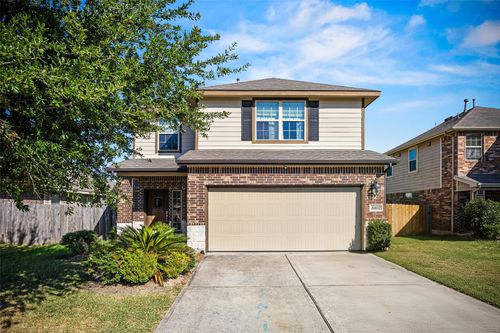 8402 Broadleaf Ave, Baytown, TX, 77521-5540 | Card Image