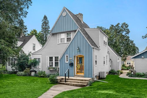 404 Jefferson Street, Caledonia, MN, 55921 | Card Image