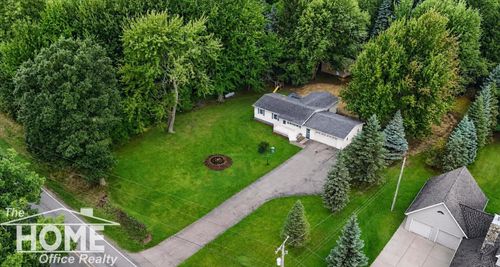 2711 Hibbard Rd, Corunna, MI, 48817-9561 | Card Image