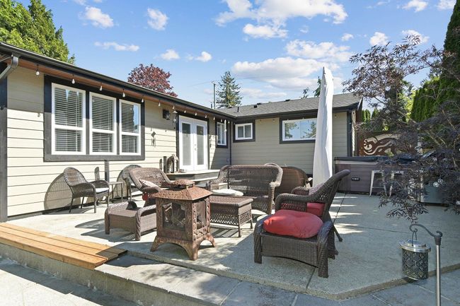 26561 29 Avenue, House other with 3 bedrooms, 2 bathrooms and 6 parking in Langley BC | Image 26