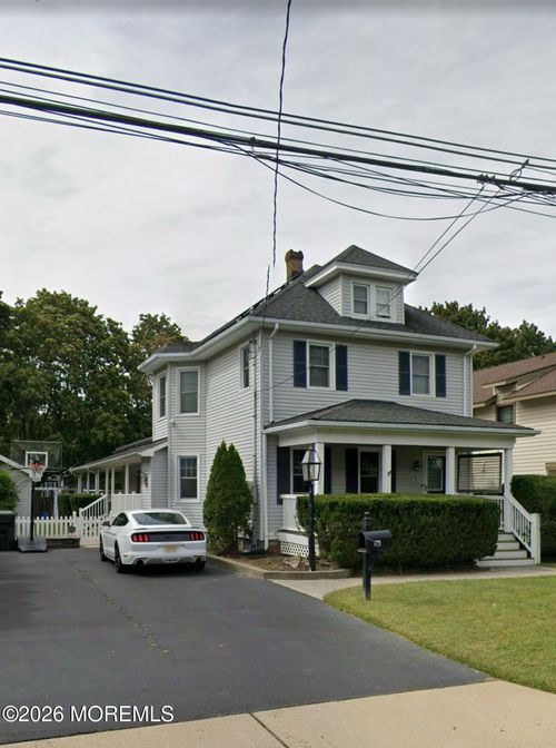 218 Lewis St, Oakhurst, NJ, 07755-1562 | Card Image