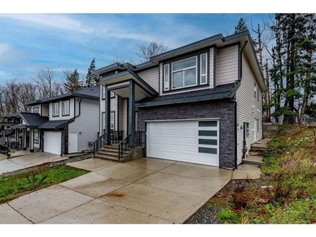 8536 Forest Gate Drive, House other with 6 bedrooms, 4 bathrooms and 4 parking in Chilliwack BC | Image 2