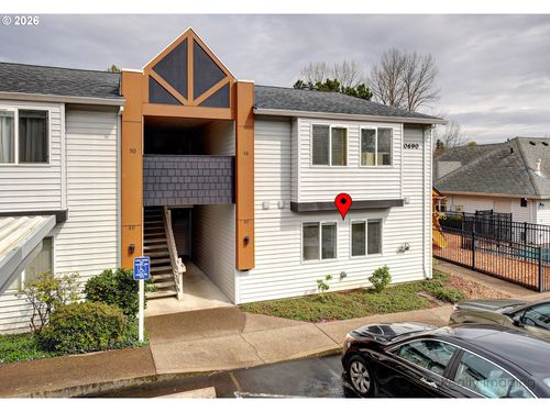 10690 Sw Davies Rd, Beaverton, OR, 97008 | Card Image