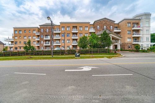 425-80 Burns Blvd, King City, ON, L7B0B3 | Card Image